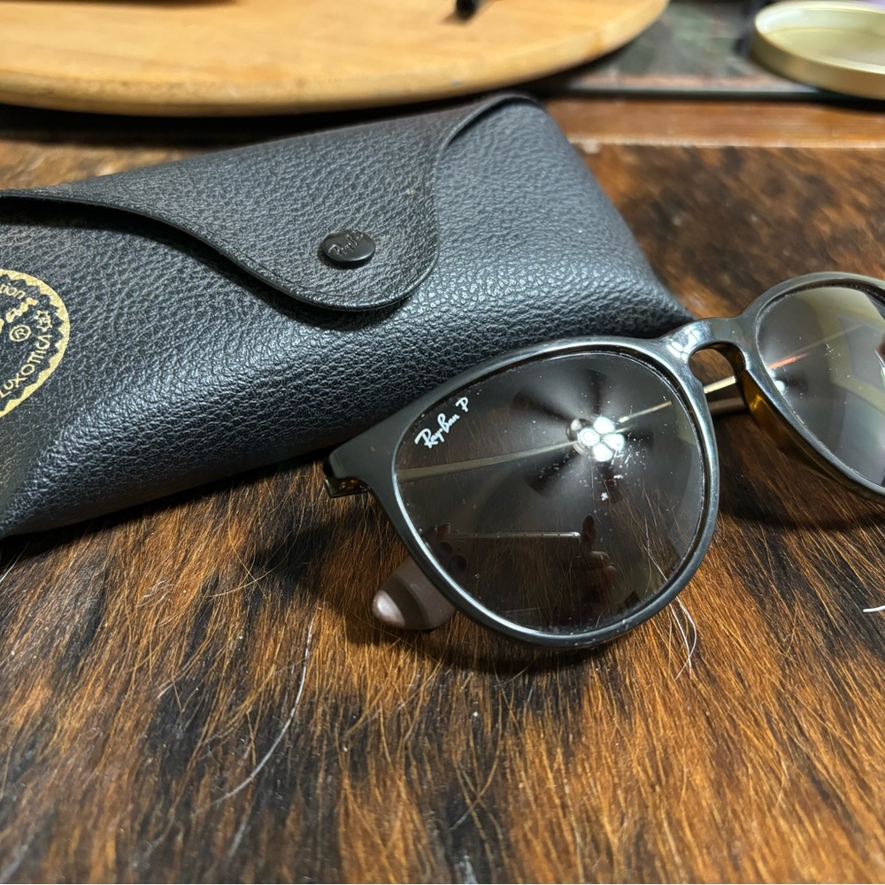 Ray-Ban Women’s Brown Frame Polarized Sunglasses